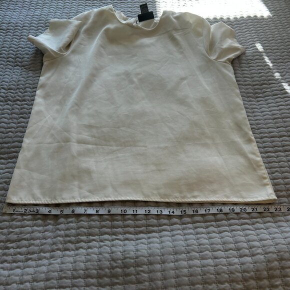 Notations Women’s Blouse Top Creamy White Size L Soft Staple Workwear Versatile - Picture 10 of 12